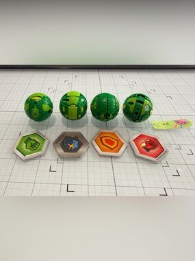 Bakugan Spin Master Transforming Ball Action Figures w Bakucore Green Yellow 5